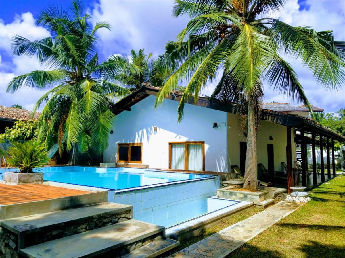 Villa Tangalle Lagoon Bagian luar foto