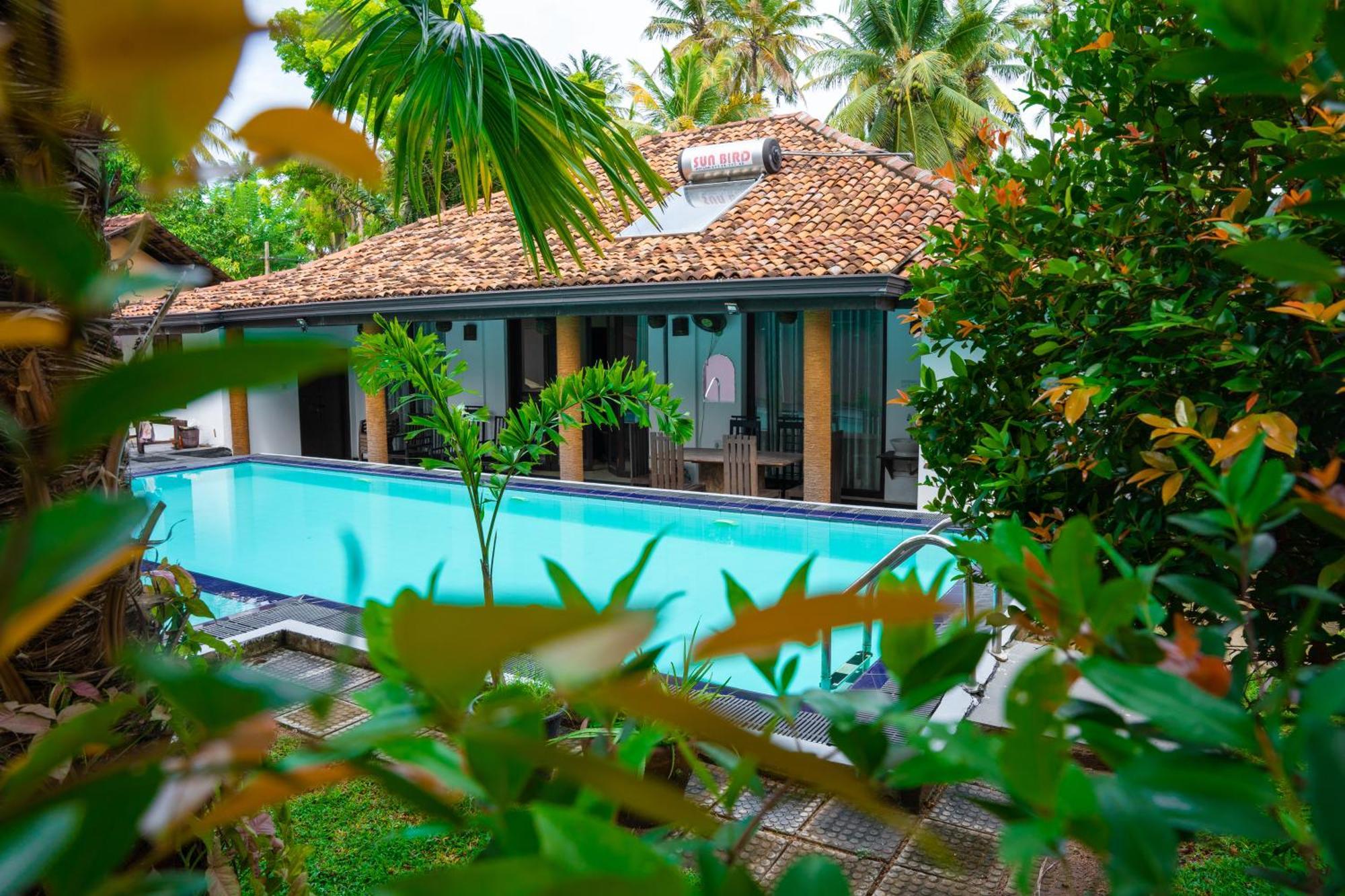 Villa Tangalle Lagoon Bagian luar foto