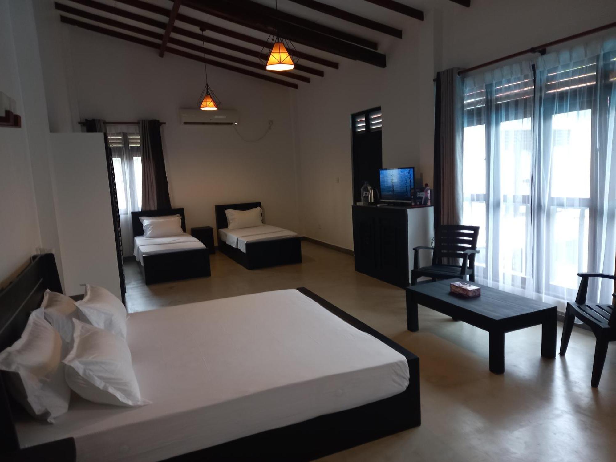 Villa Tangalle Lagoon Ruang foto