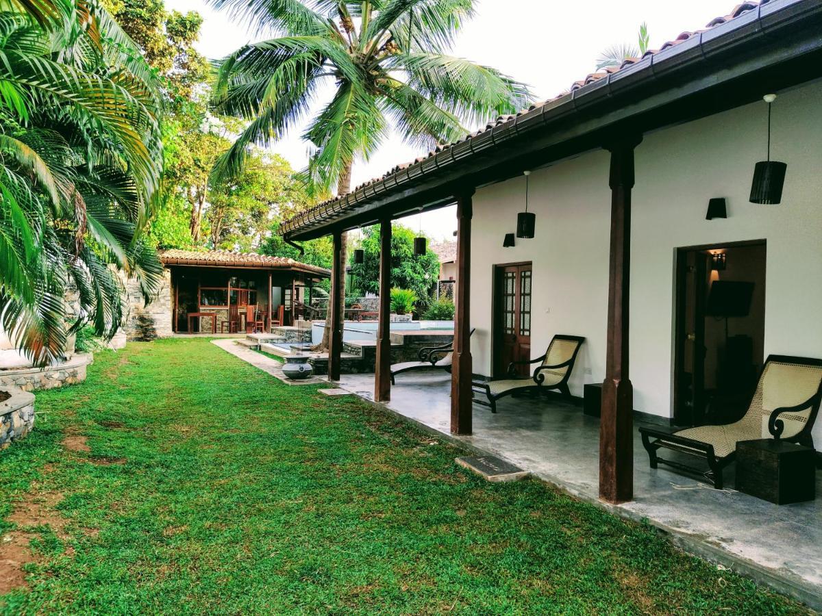 Villa Tangalle Lagoon Bagian luar foto
